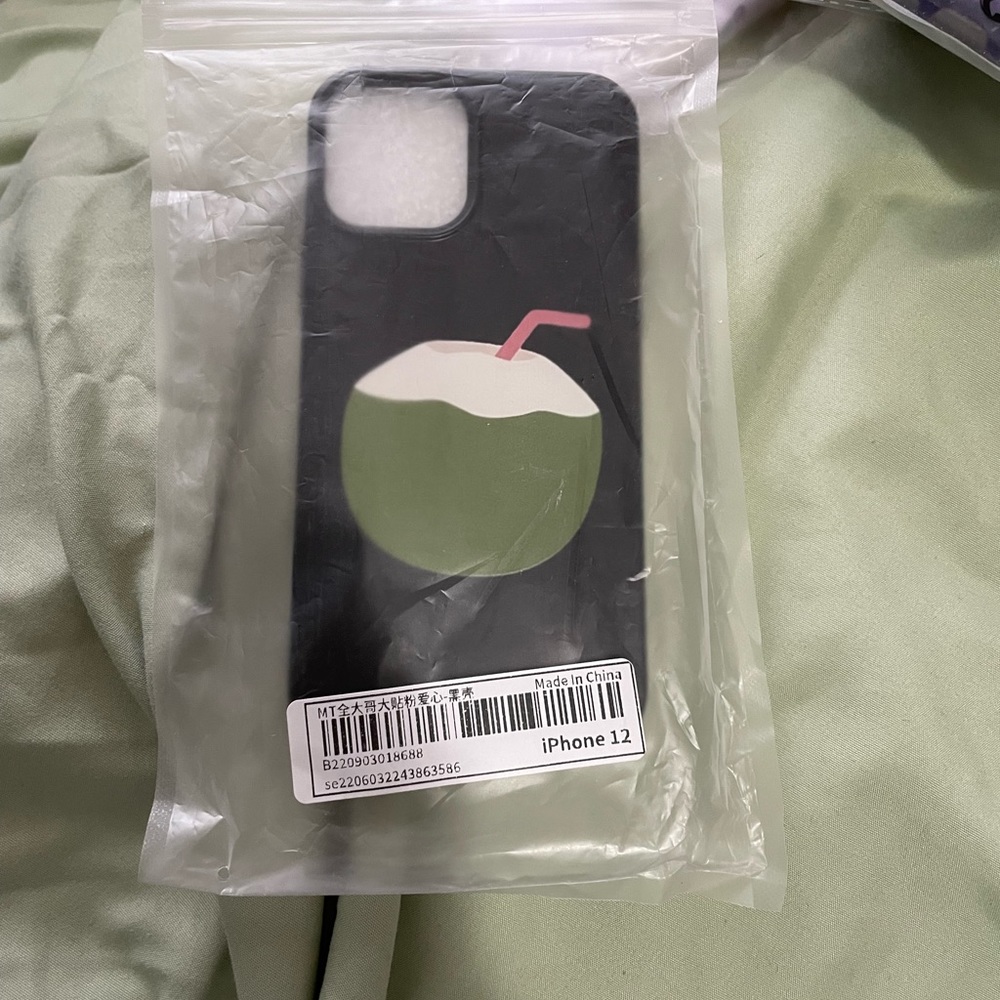 iphone 12/12 pro coconut phone case